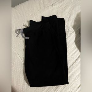 FIGS. Livingston scrub pant. Size small. Black.